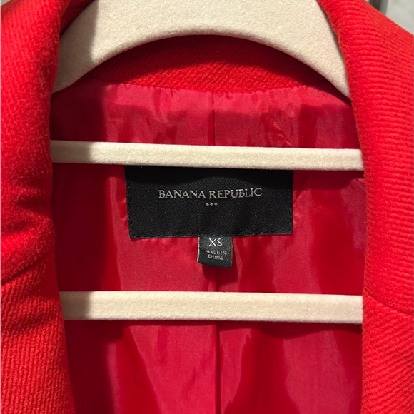 Banana Republic Bold Red Blazer - Picture 2 of 4